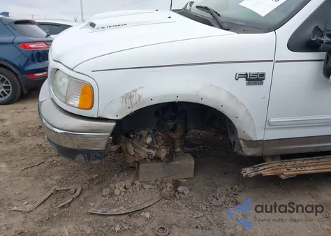 2002 Ford F-150 Lariat/Xlt z USA, uszkodzony, nr VIN 1FTRW08LX2KC44461